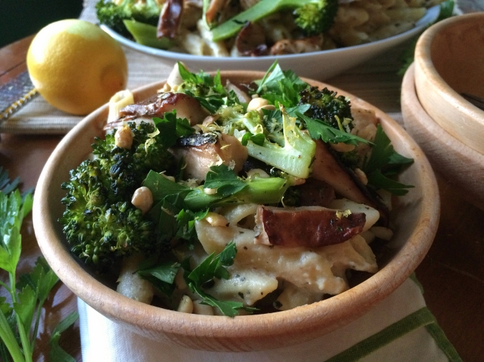 Vegan Garlic Cream Pasta w/ Roasted Broccoli & Mushrooms